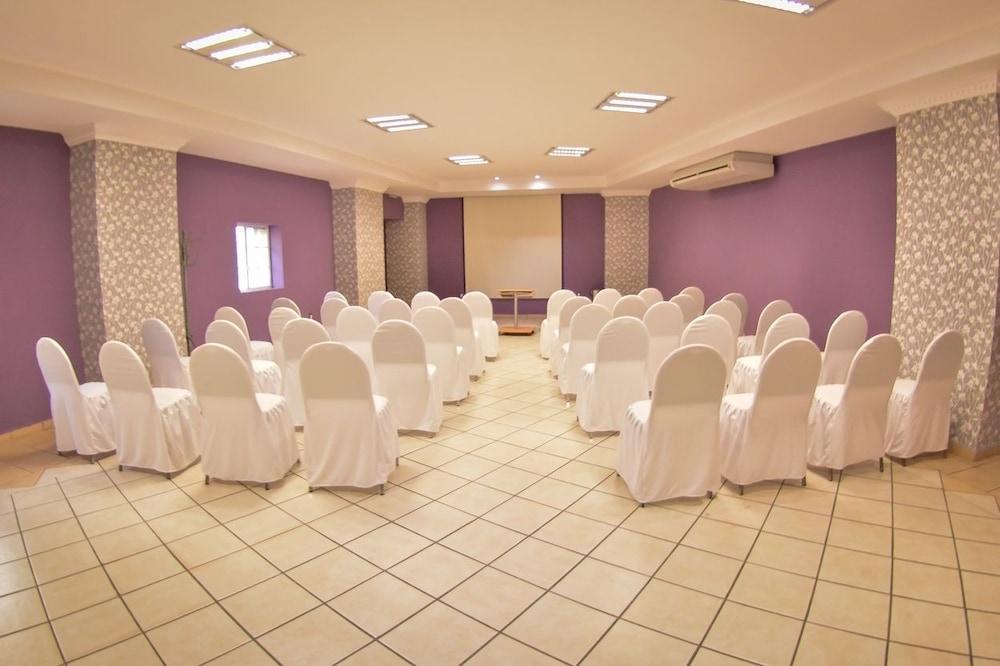 Hotel Real Azteca Boulevard Leon Ngoại thất bức ảnh