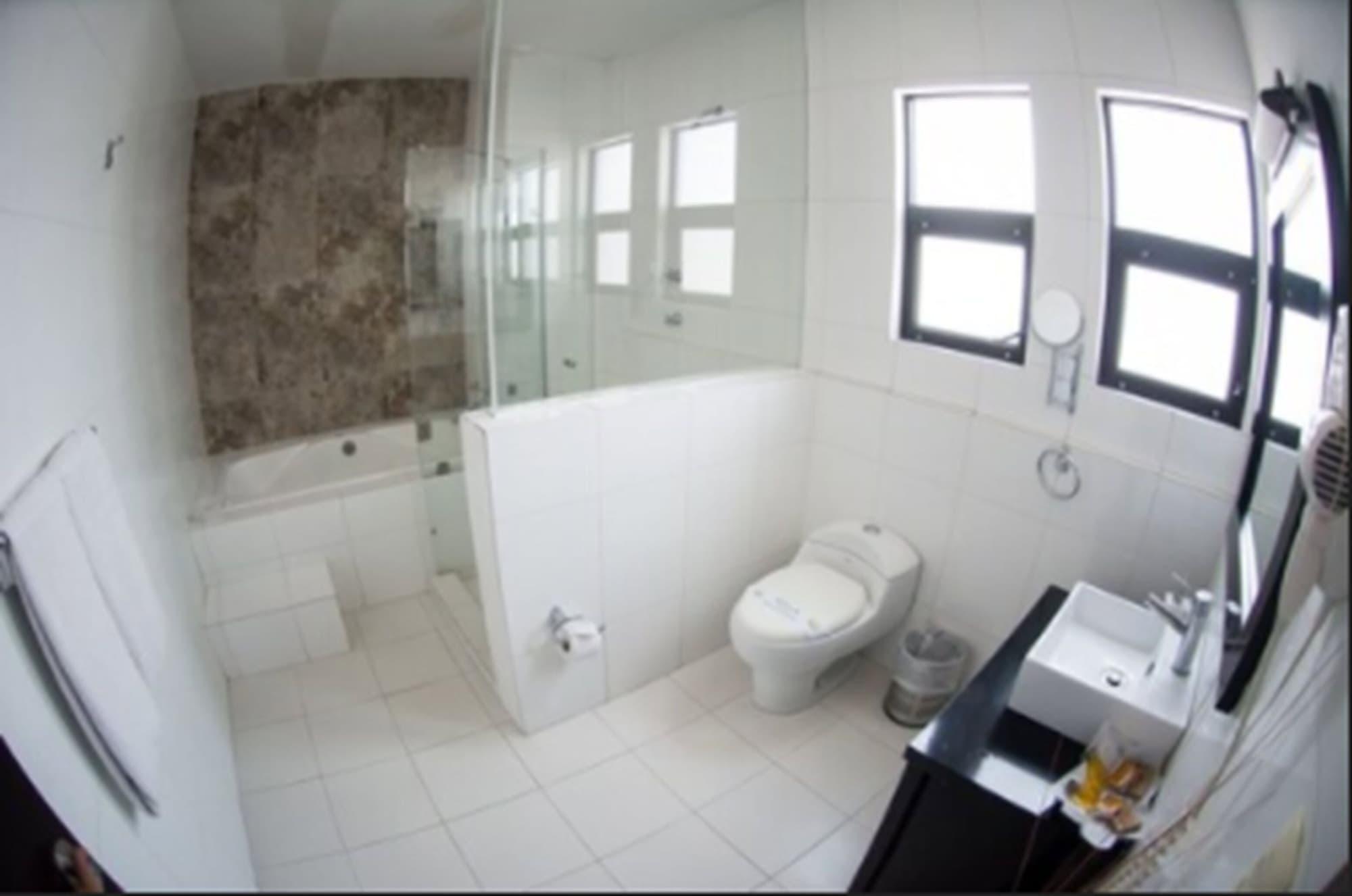 Hotel Real Azteca Boulevard Leon Ngoại thất bức ảnh
