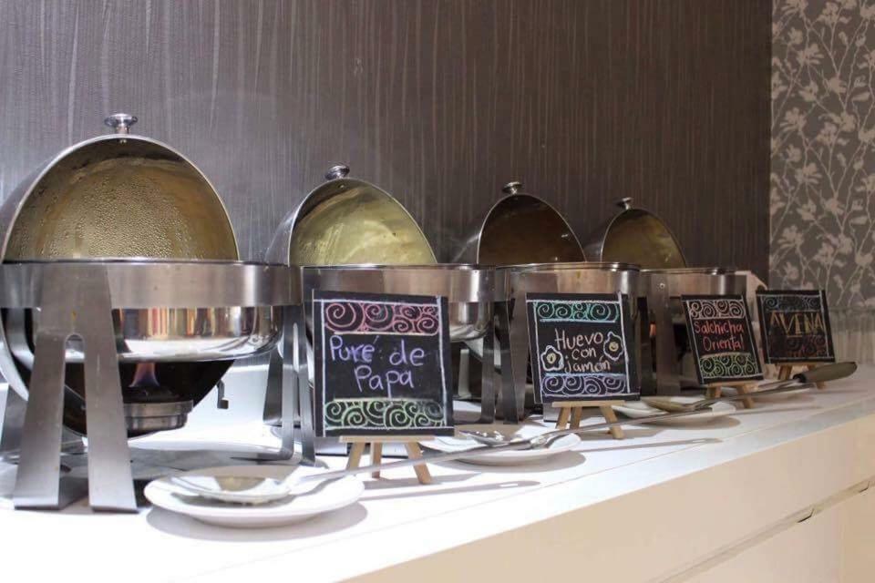 Hotel Real Azteca Boulevard Leon Ngoại thất bức ảnh